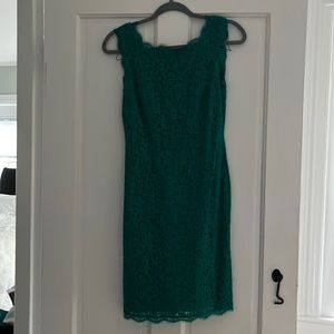 Size 2 Adrianna Papell green lace dress. Worn 2x.